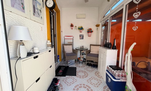 Herverkoop - Herenhuis -
Orihuela - Entre Naranjos Vistabella