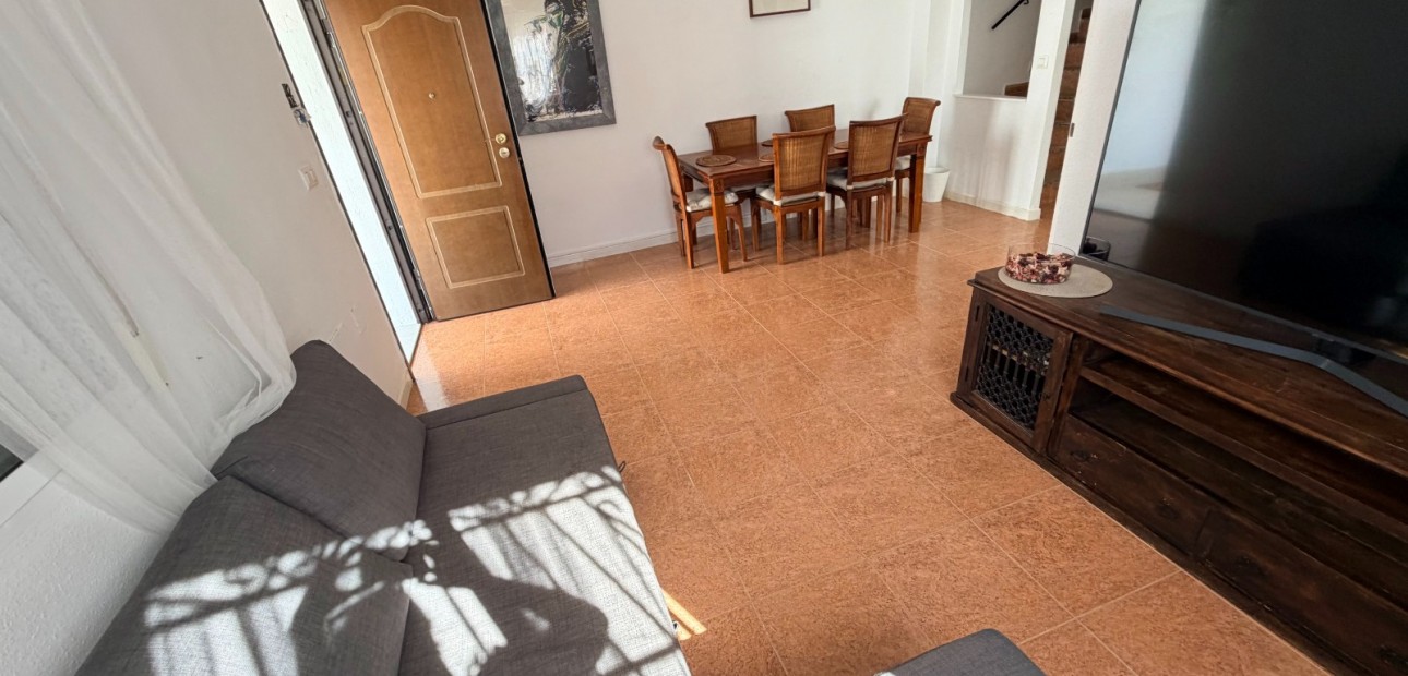 Herverkoop - Herenhuis -
Orihuela - Entre Naranjos Vistabella