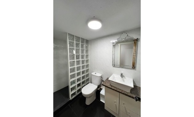 Venta - Adosado -
Torrevieja - Los Balcones
