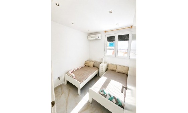 Venta - Adosado -
Torrevieja - Los Balcones