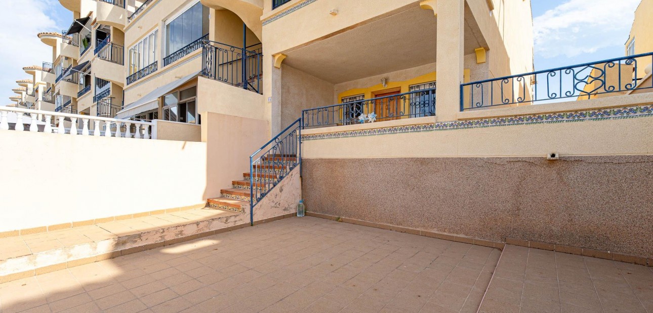 Herverkoop - Appartement / flat -
Orihuela Costa - Villamartín-Las Filipinas