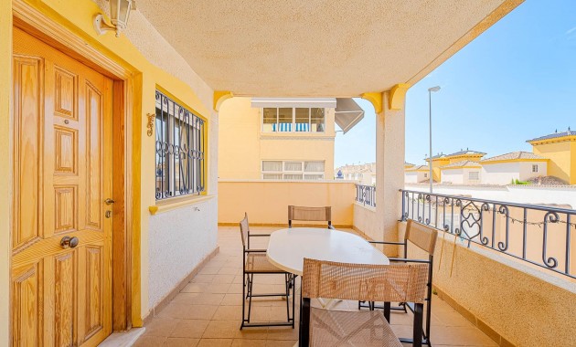 Herverkoop - Appartement / flat -
Orihuela Costa - Villamartín-Las Filipinas