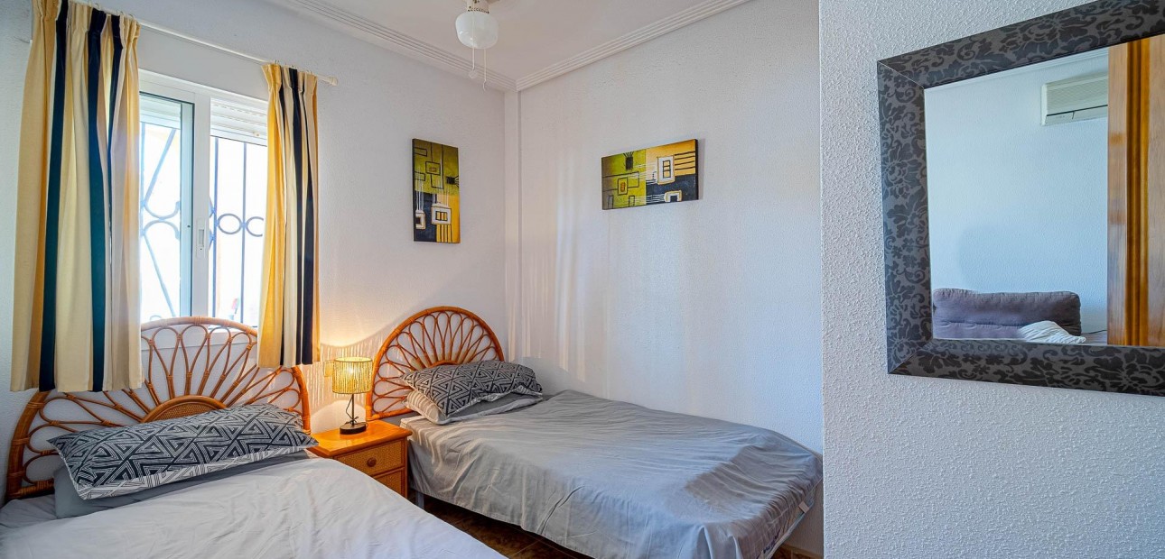 Herverkoop - Appartement / flat -
Orihuela Costa - Villamartín-Las Filipinas