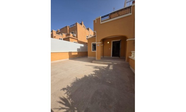 Herverkoop - Villa -
Orihuela Costa - La Florida