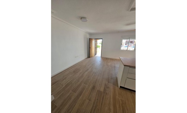 Herverkoop - Villa -
Orihuela Costa - La Florida