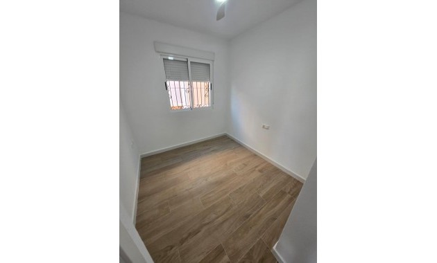 Herverkoop - Villa -
Orihuela Costa - La Florida