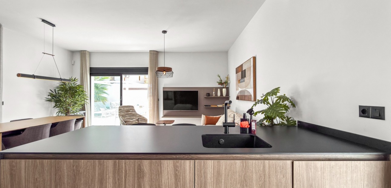Herverkoop - Detached Villa -
Ciudad Quesada - Pueblo Lucero