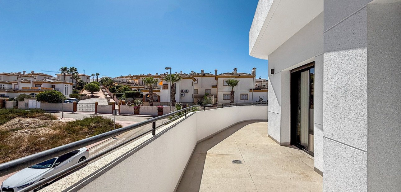 Herverkoop - Detached Villa -
Ciudad Quesada - Pueblo Lucero
