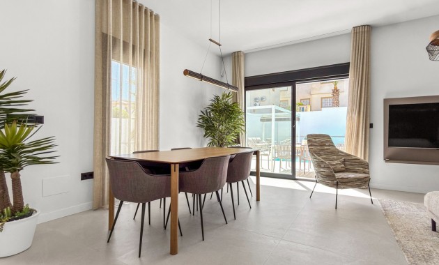 Herverkoop - Detached Villa -
Ciudad Quesada - Pueblo Lucero
