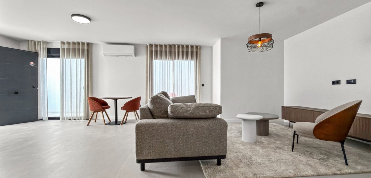 Herverkoop - Detached Villa -
Ciudad Quesada - Pueblo Lucero