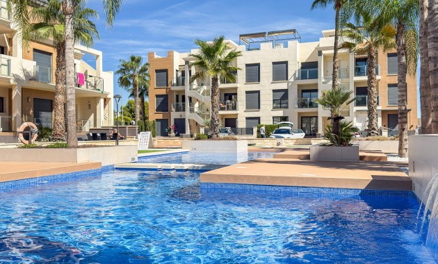 Herverkoop - duplex -
Orihuela Costa - La Zenia