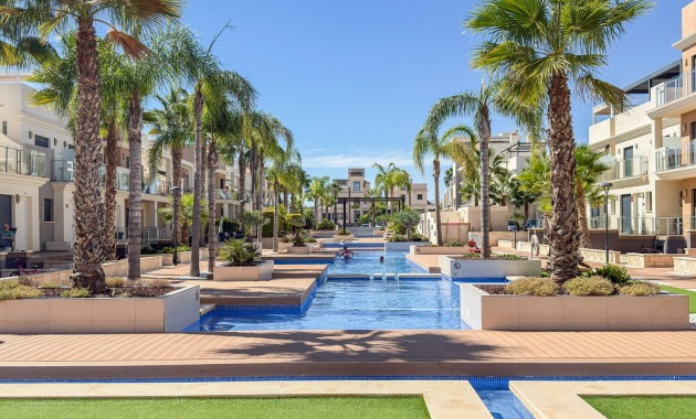 Herverkoop - duplex -
Orihuela Costa - La Zenia