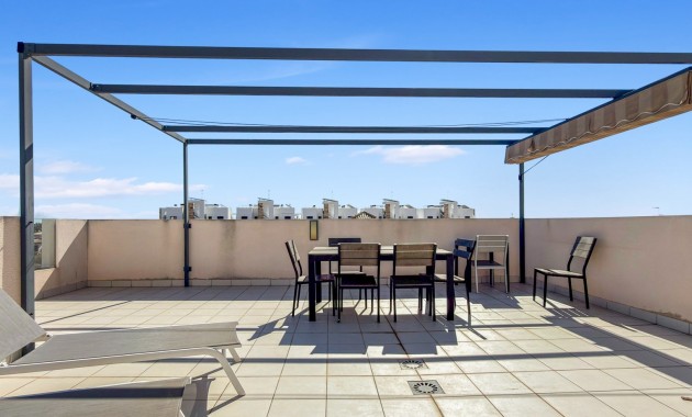 Herverkoop - duplex -
Orihuela Costa - La Zenia