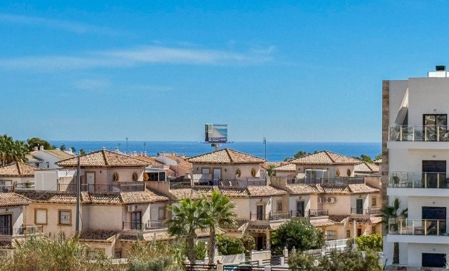 Herverkoop - duplex -
Orihuela Costa - La Zenia