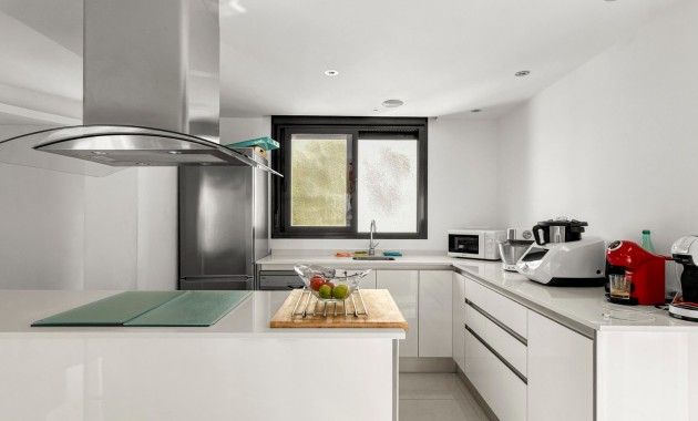 Herverkoop - duplex -
Orihuela Costa - La Zenia