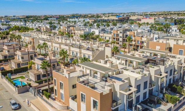 Herverkoop - duplex -
Orihuela Costa - La Zenia