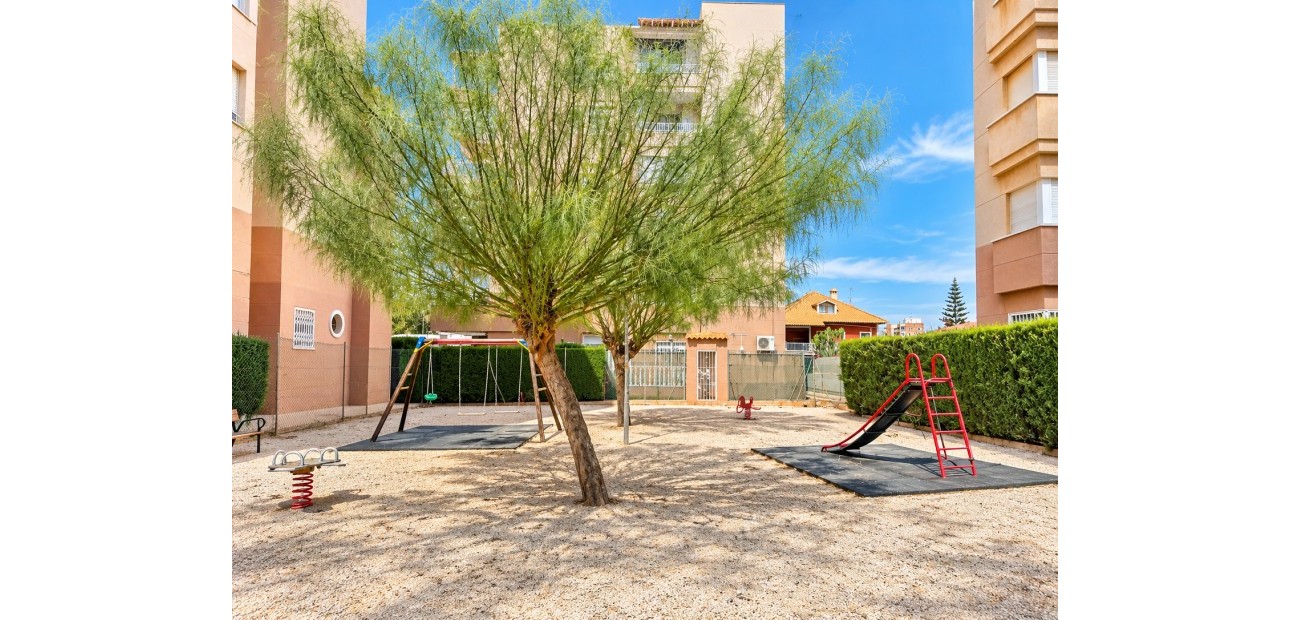 Venta - Apartamento / piso -
Torrevieja - Torrevieja - Centre