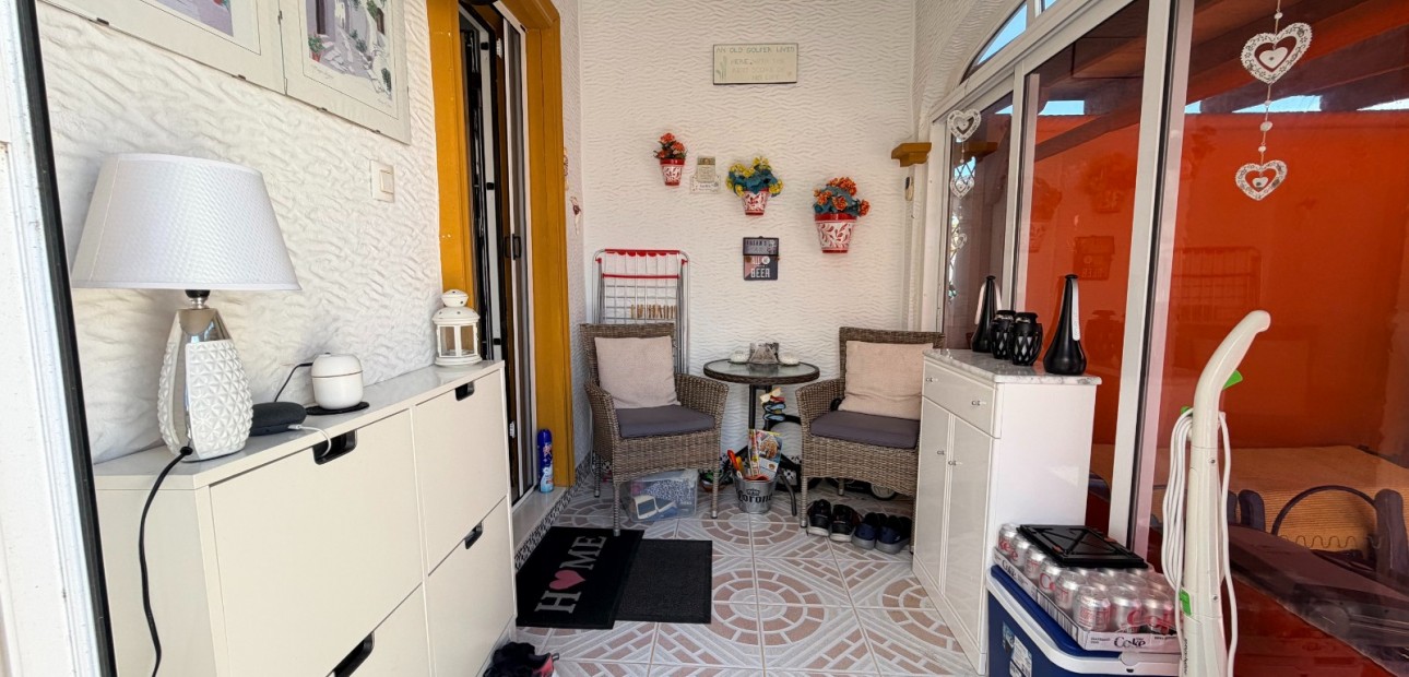 Herverkoop - Herenhuis -
Orihuela - Entre Naranjos Vistabella