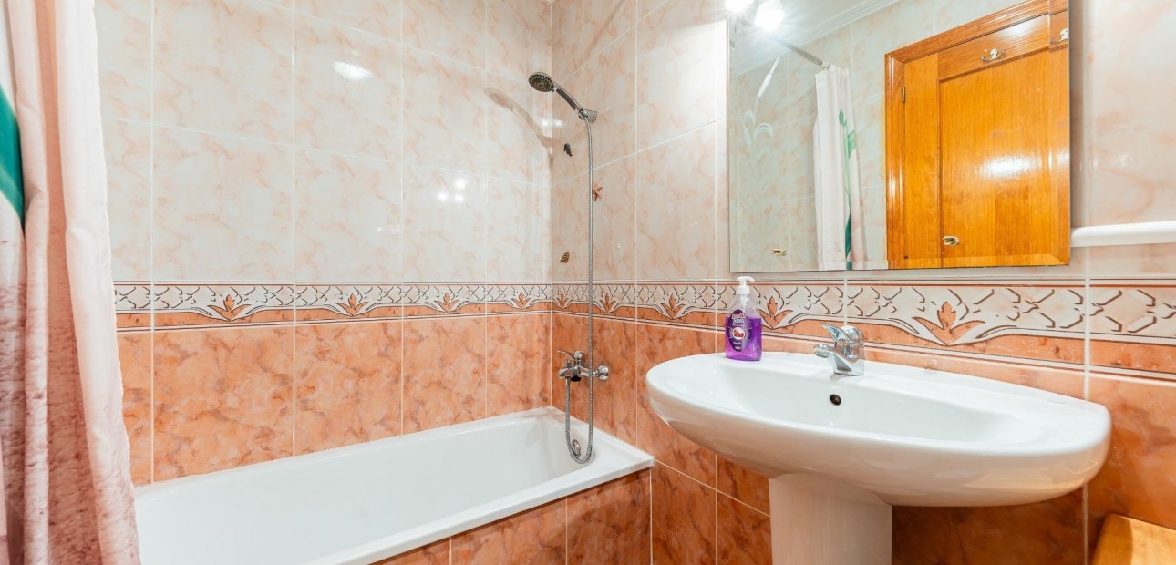 Herverkoop - Penthouse -
Orihuela Costa - Villamartin