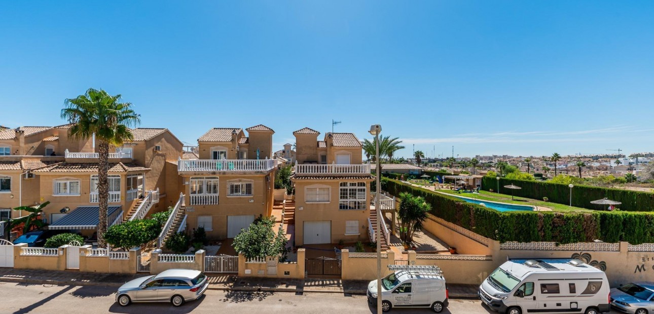 Herverkoop - Penthouse -
Orihuela Costa - Villamartin