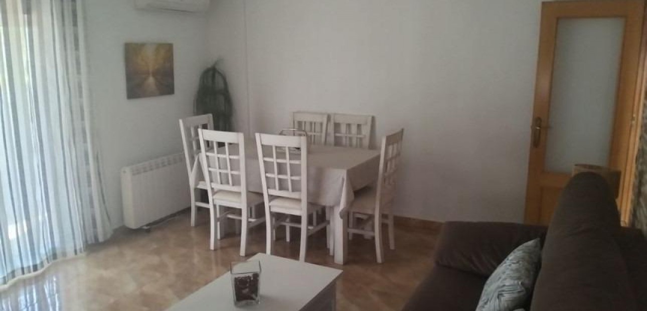 Herverkoop - Appartement / flat -
Torrevieja - La Mata pueblo