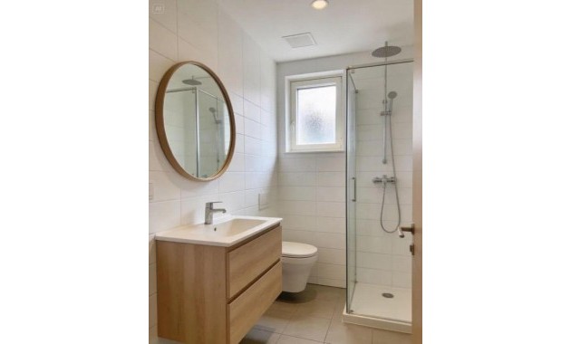 Venta - Apartamento / piso -
Torrevieja - Centro