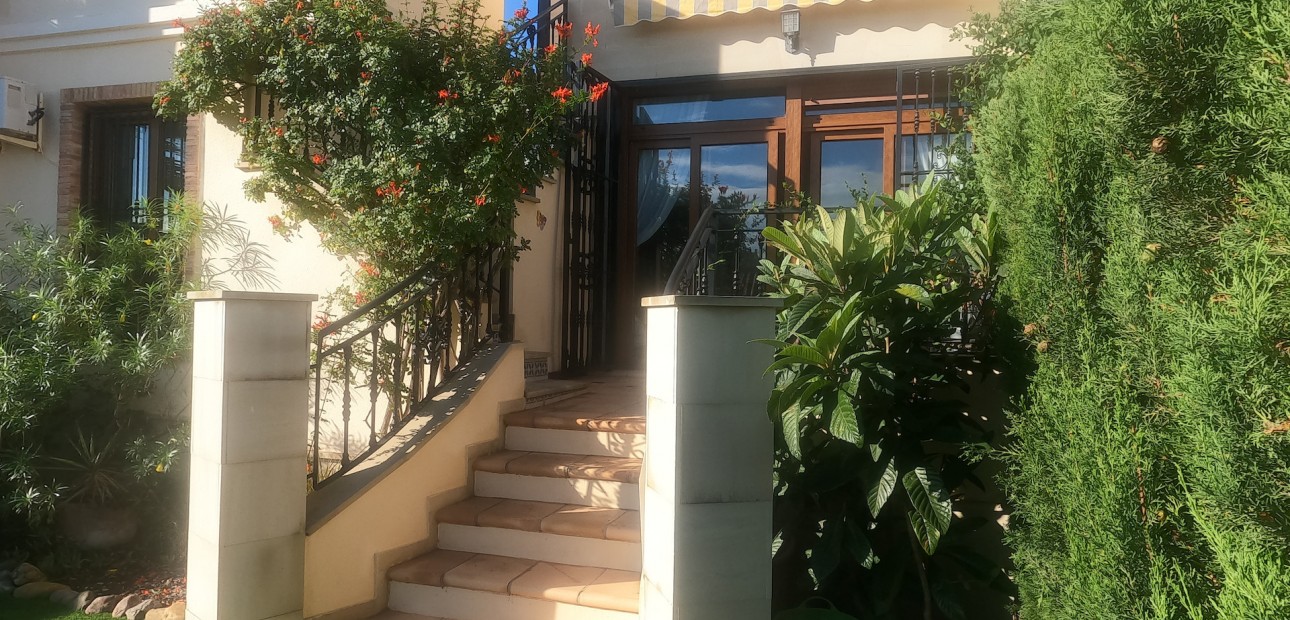 Herverkoop - Bungalow -
Algorfa - La Finca Golf Resort