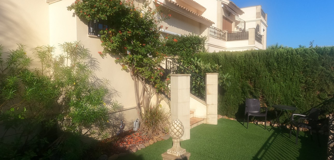 Herverkoop - Bungalow -
Algorfa - La Finca Golf Resort