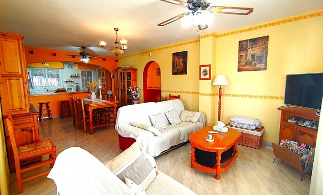 Herverkoop - Detached Villa -
Ciudad Quesada - Pueblo Lucero
