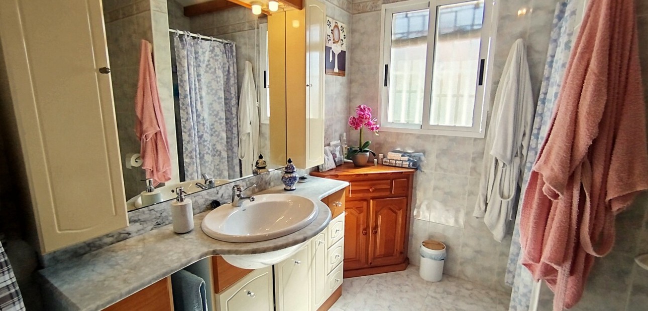 Herverkoop - Detached Villa -
Ciudad Quesada - Pueblo Lucero