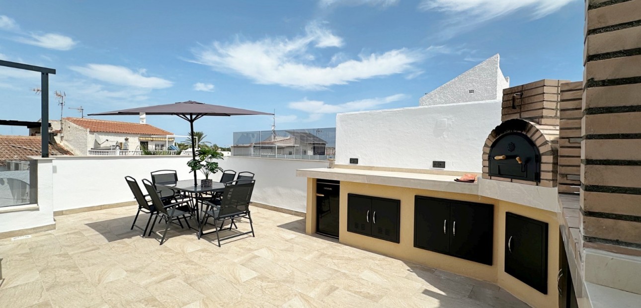 Herverkoop - Herenhuis -
Torrevieja - Torrevieja - Centre