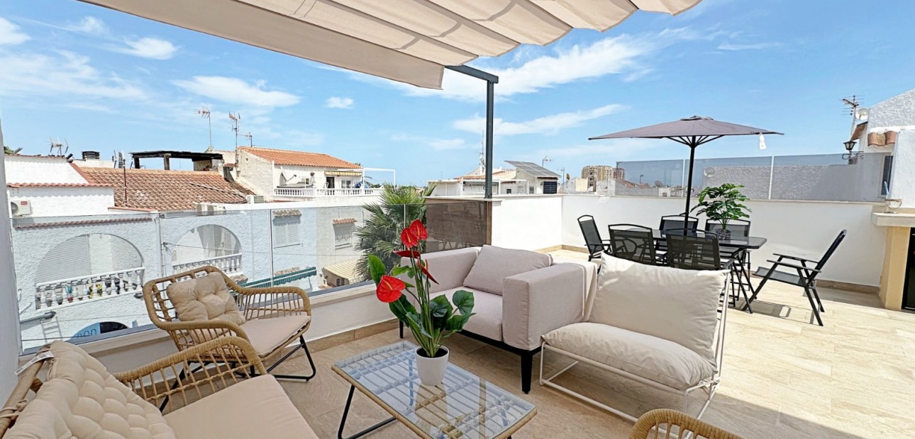 Herverkoop - Herenhuis -
Torrevieja - Torrevieja - Centre