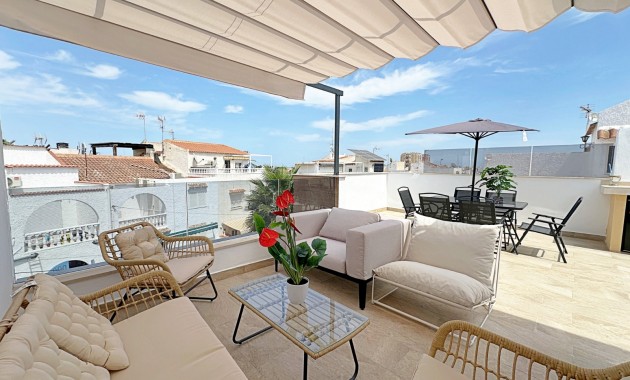 Herverkoop - Herenhuis -
Torrevieja - Torrevieja - Centre
