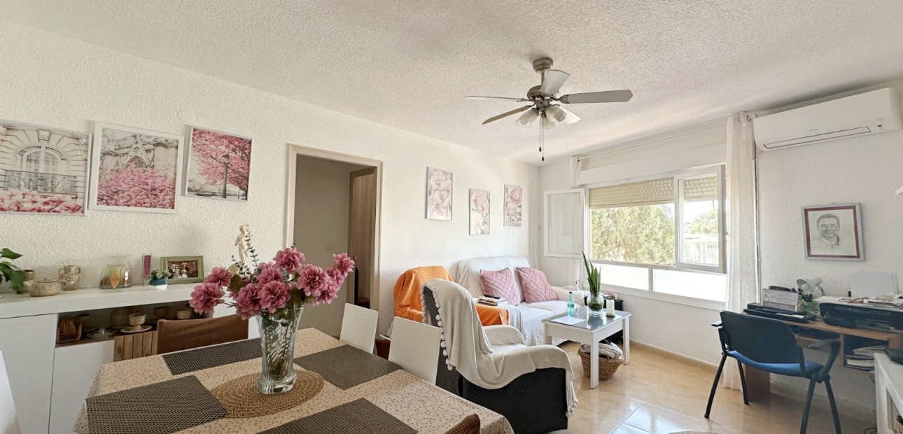 Herverkoop - Appartement / flat -
Torrevieja - Playa de los Naufragos