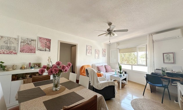 Herverkoop - Appartement / flat -
Torrevieja - Playa de los Naufragos