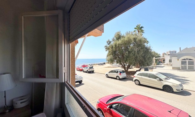 Herverkoop - Appartement / flat -
Torrevieja - Playa de los Naufragos