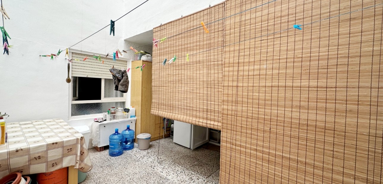 Herverkoop - Appartement / flat -
Torrevieja - Playa de los Naufragos