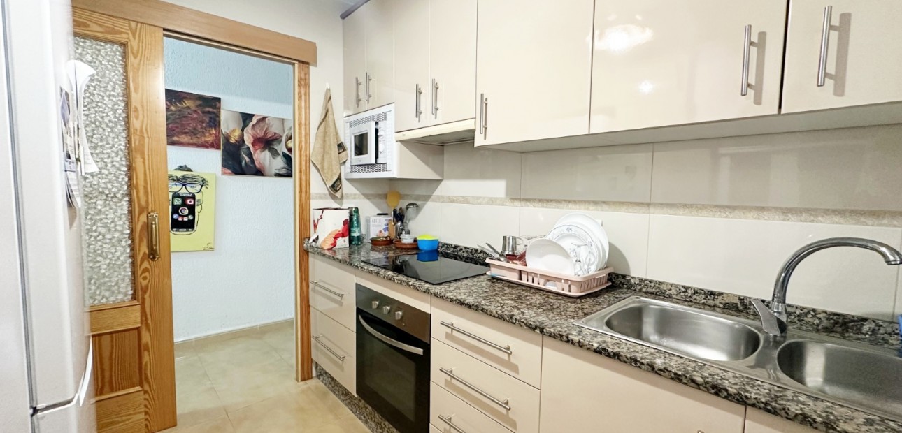 Herverkoop - Appartement / flat -
Torrevieja - Playa de los Naufragos