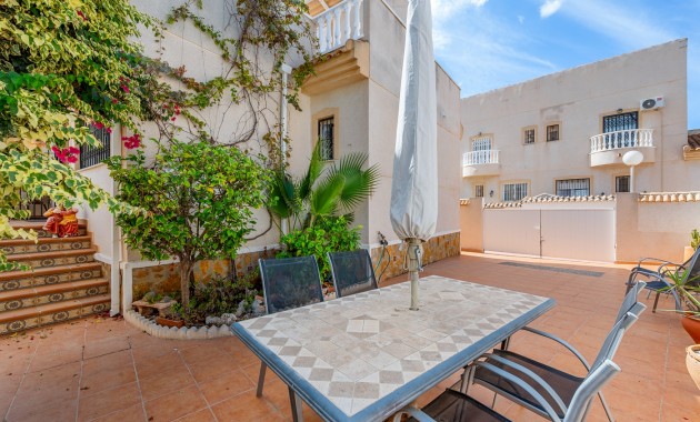 Herverkoop - Semi Detached Villa -
Ciudad Quesada - Ciudad Quesada - Town