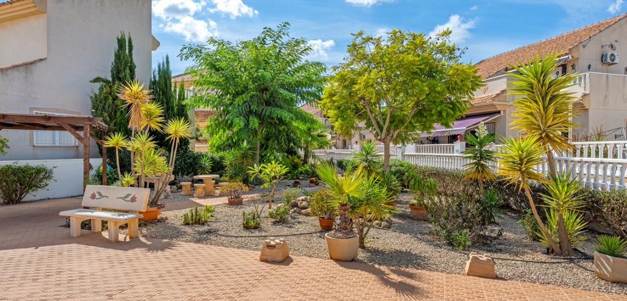 Herverkoop - Semi Detached Villa -
Ciudad Quesada - Ciudad Quesada - Town