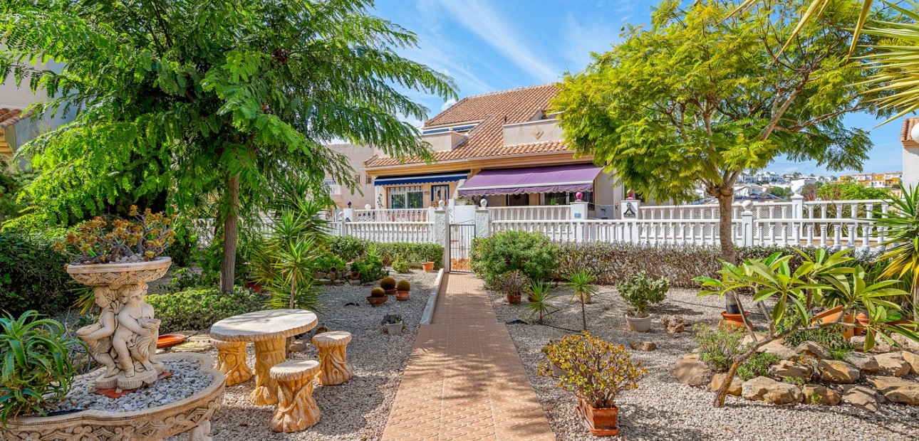 Herverkoop - Semi Detached Villa -
Ciudad Quesada - Ciudad Quesada - Town