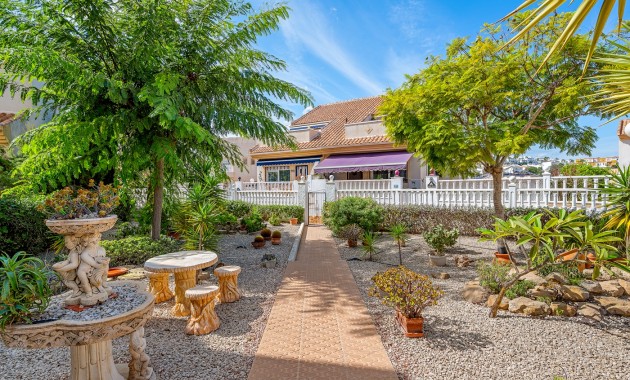 Herverkoop - Semi Detached Villa -
Ciudad Quesada - Ciudad Quesada - Town