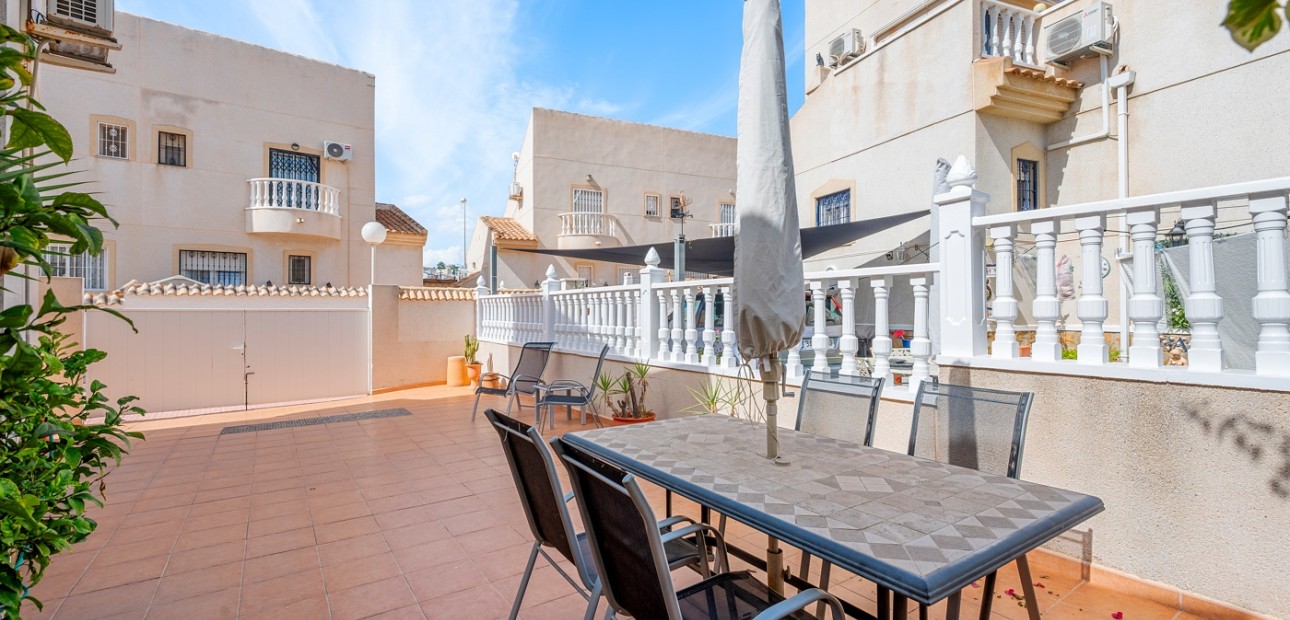 Herverkoop - Semi Detached Villa -
Ciudad Quesada - Ciudad Quesada - Town