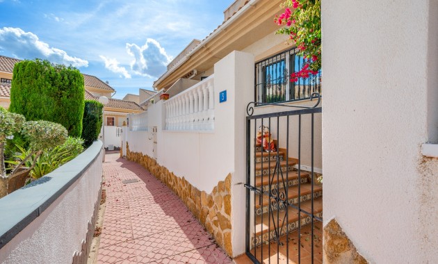 Herverkoop - Semi Detached Villa -
Ciudad Quesada - Ciudad Quesada - Town