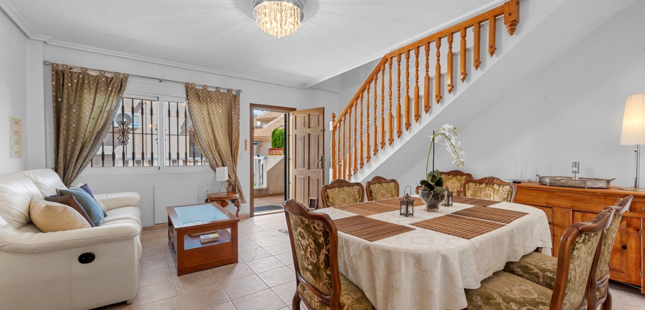 Herverkoop - Semi Detached Villa -
Ciudad Quesada - Ciudad Quesada - Town