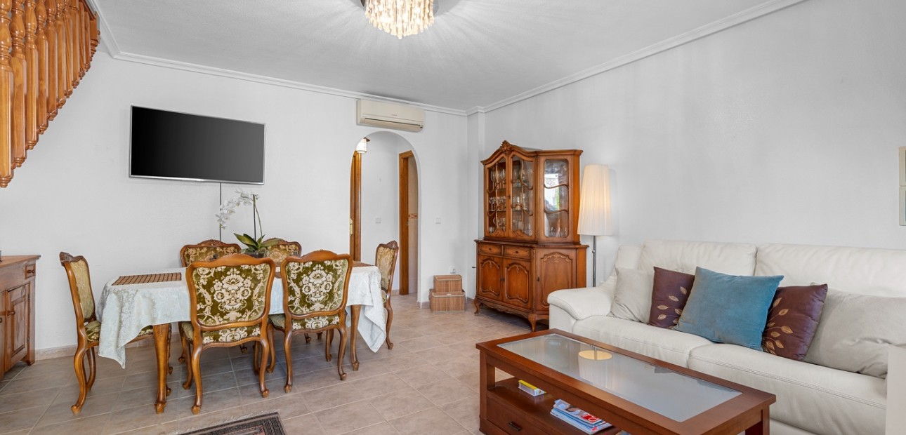 Herverkoop - Semi Detached Villa -
Ciudad Quesada - Ciudad Quesada - Town