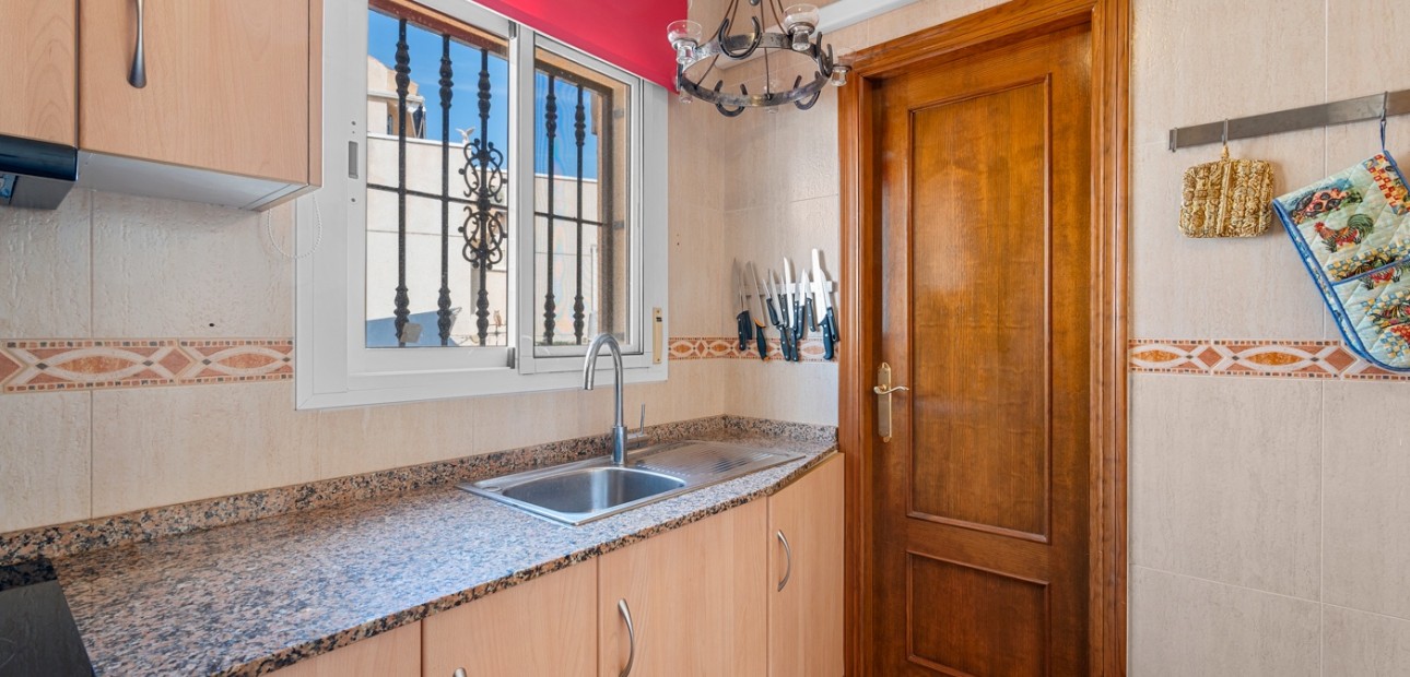 Herverkoop - Semi Detached Villa -
Ciudad Quesada - Ciudad Quesada - Town