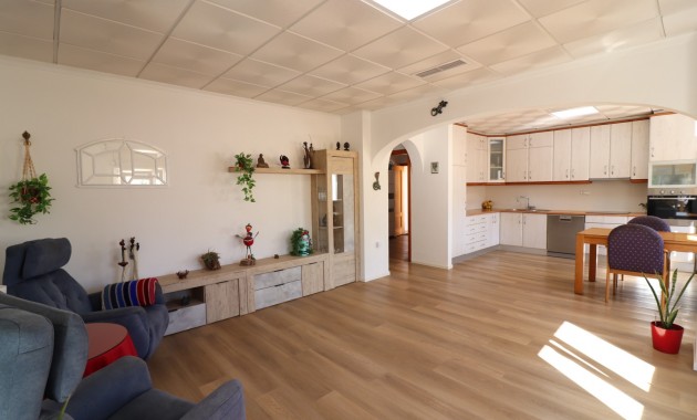 Herverkoop - Country Property -
Rafal - El Mudamiento