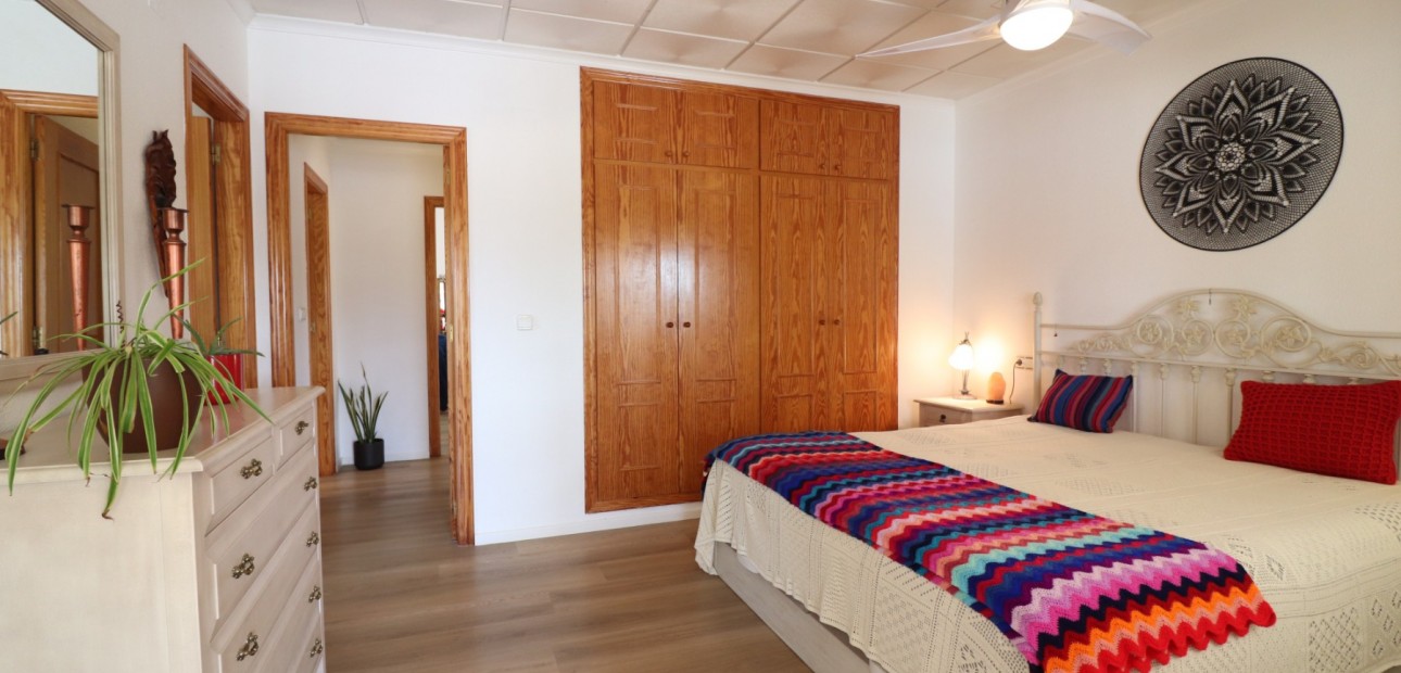 Herverkoop - Country Property -
Rafal - El Mudamiento