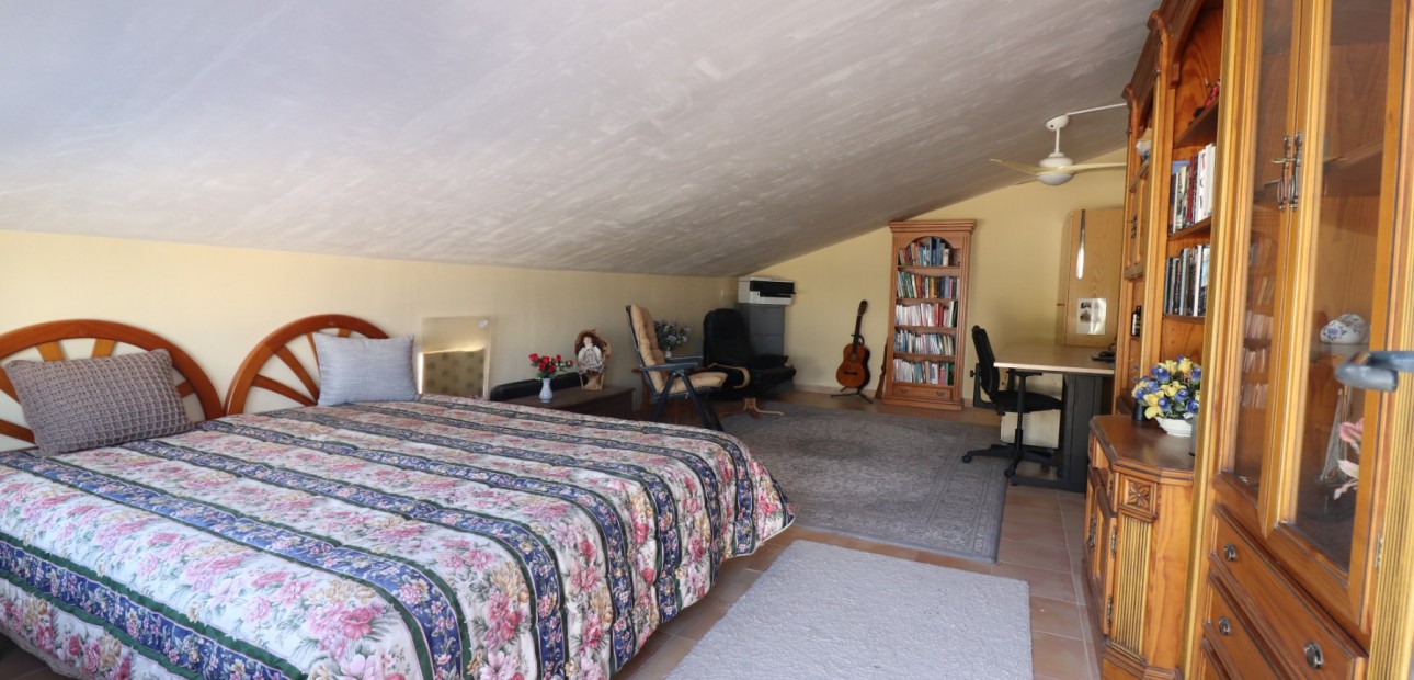 Herverkoop - Country Property -
Rafal - El Mudamiento